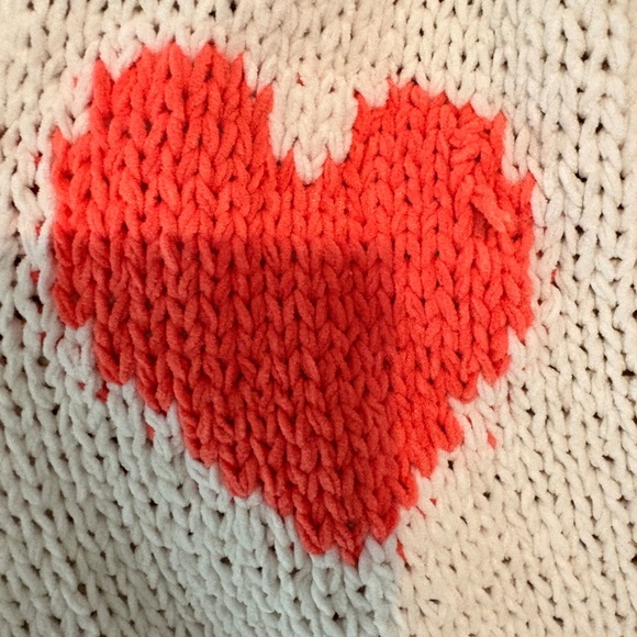 Mello Cream Cardigan with Heart Detail size Large NWT - Picture 6 of 6